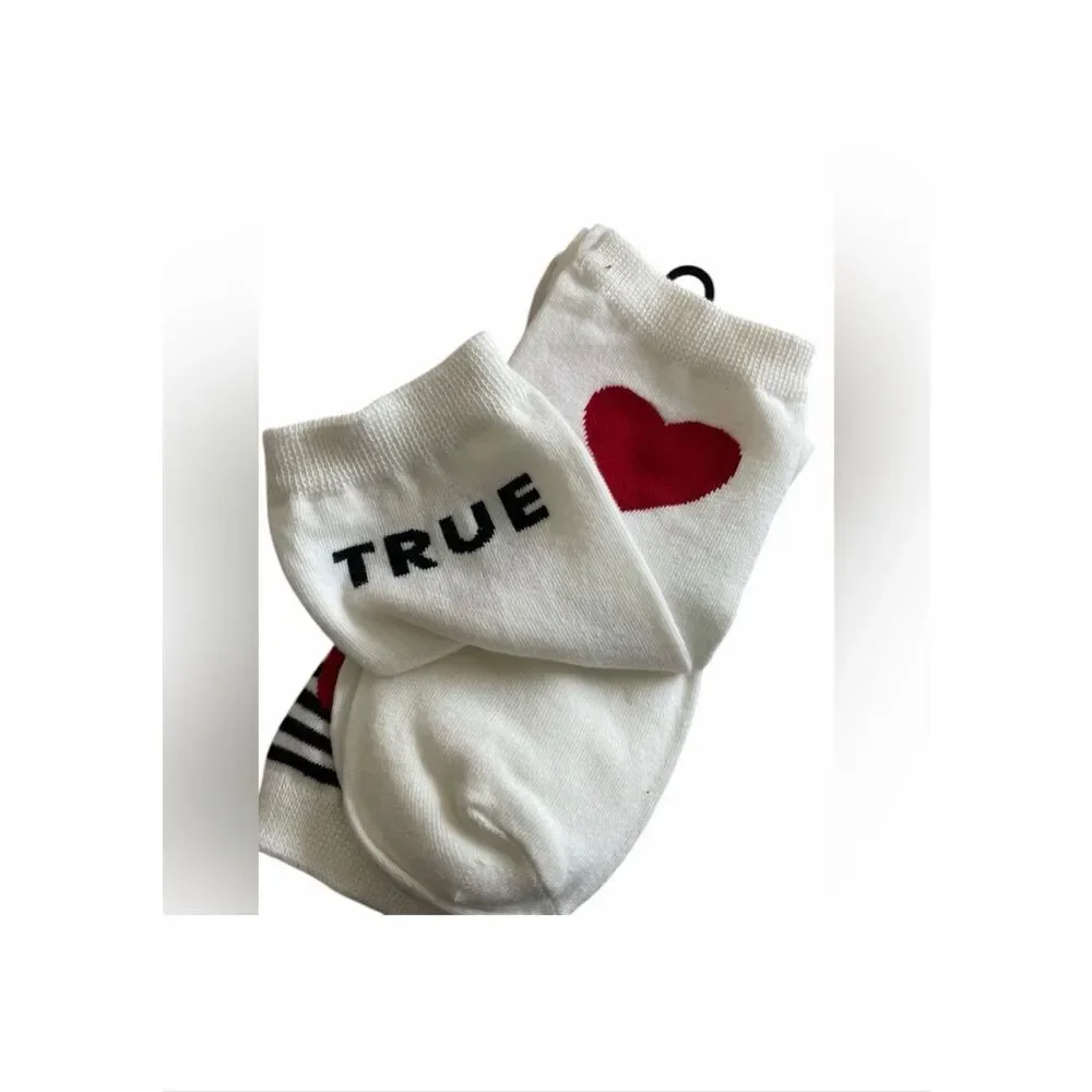 Kate Spade women’s hot,‎ valentine socks, 3pairs